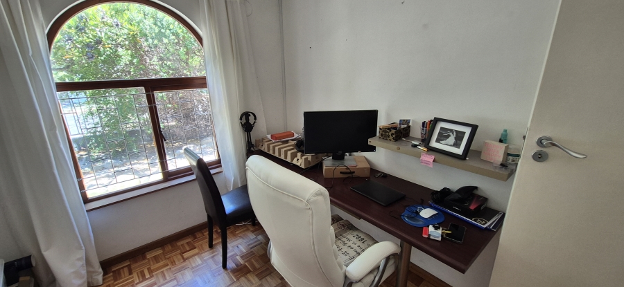 5 Bedroom Property for Sale in Table View Western Cape